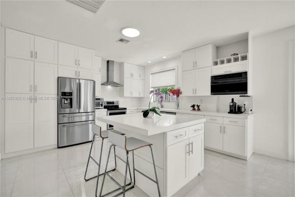 Mallorca At The Vineyards, 557 SE 37th Pl, Homestead, Florida 33033, image 3