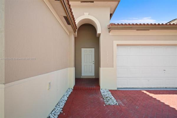 13225 SW 283rd Ter, Homestead, Florida 33033, image 3