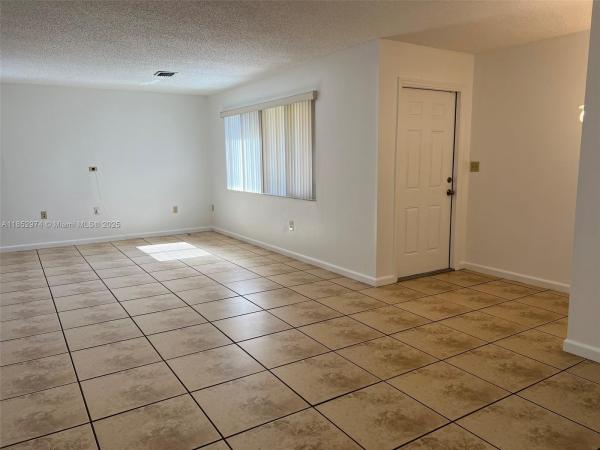 Harwood, 432 NW 23rd Ct #-, Miami, Florida 33125, image 1