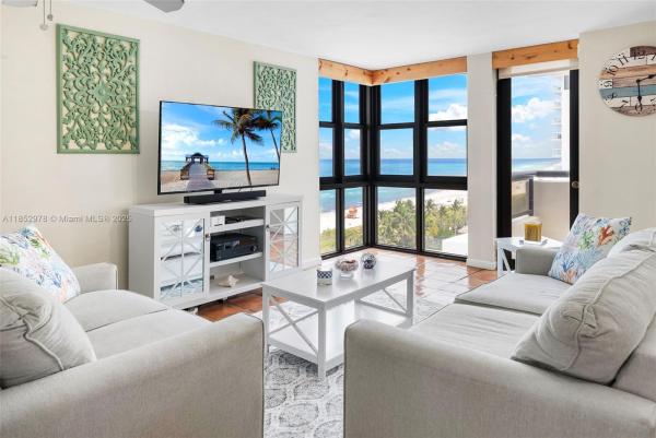 Club Atlantis, 2555 Collins Ave #1414, Miami Beach, Florida 33140, image 1