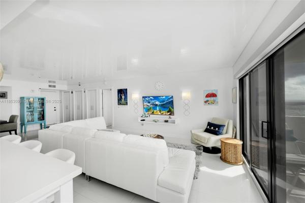The Summit, 1201 S Ocean Dr #1904S, Hollywood, Florida 33019, image 2