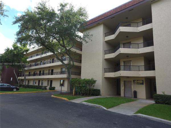 Plantation Racquet Club At Jacaranda, 10451 W Broward Blvd #202, Plantation, Florida 33324, image 1
