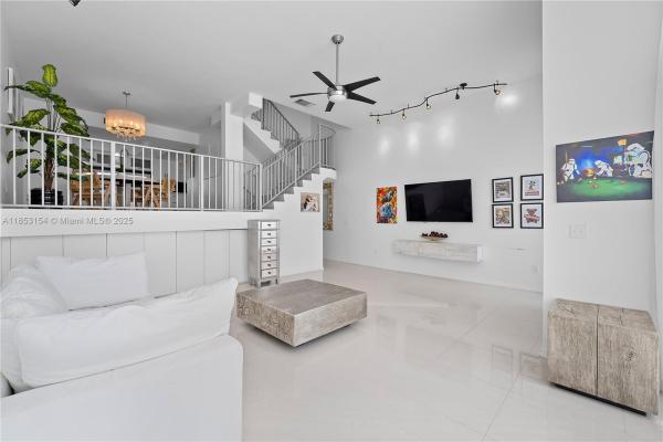 Orchid Bay, 3936 NE 168th St #7, North Miami Beach, Florida 33160, image 3