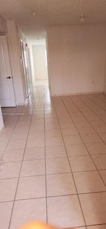 Vista Al Lago, Miami, Florida 33126, image 3