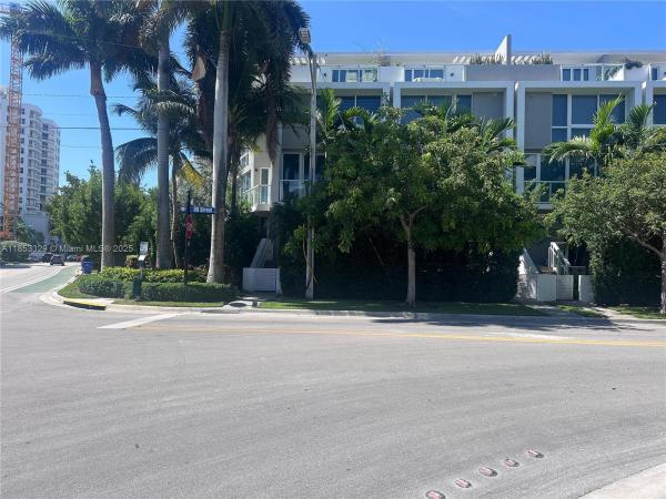 Bay Harbor Islands Residential, 1000 99th St #5, Bay Harbor Islands, Florida 33154, image 1