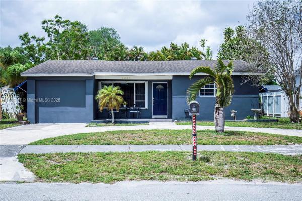 Hollywood Heights Estates, 6445 S Funston St, Hollywood, Florida 33023, image 1