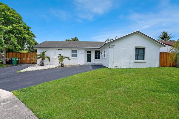 Coral Woods, 11341 SW 153rd St, Palmetto Estates, Florida 33157, image 2