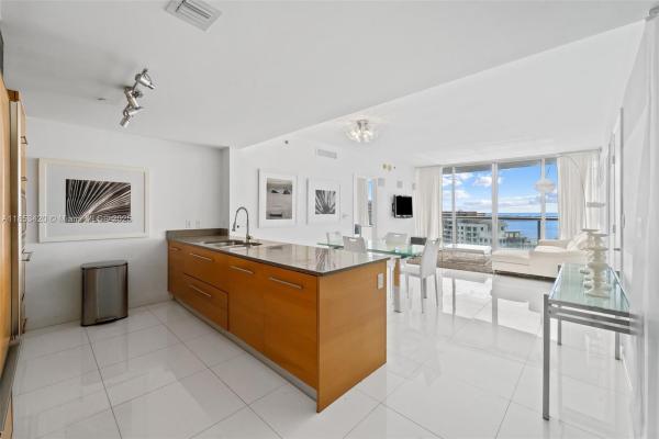 Icon Brickell Tower 1, 465 Brickell Ave #3405, Miami, Florida 33131, image 1