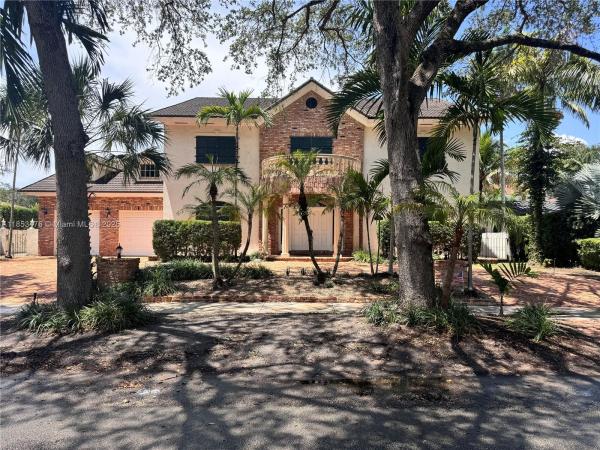 Loch Lomond, 7235 S Prestwick Pl, Miami Lakes, Florida 33014, image 1
