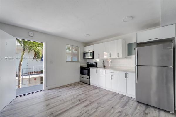 Braddock, 1630 NW 18th St #3, Miami, Florida 33125, image 1