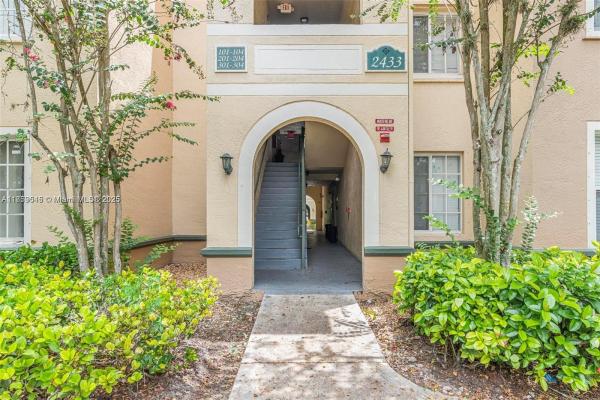 Aventine At Miramar, 2433 Centergate Dr #204, Miramar, Florida 33025, image 2