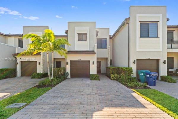 20544 NE 5th Pl, Miami, Florida 33179, image 1