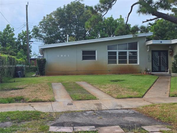 Fleetwood Gardens, 1941 NW 184th St, Miami Gardens, Florida 33056, image 2