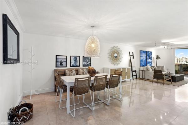 The Riviera, 2401 Collins Ave #909, Miami Beach, Florida 33140, image 1