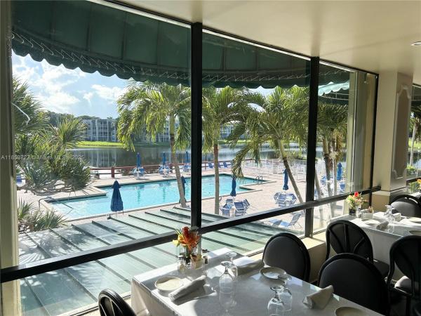 Live Oak Of Pine Island Ridge, 9410 Live Oak Pl #206, Davie, Florida 33324, image 1