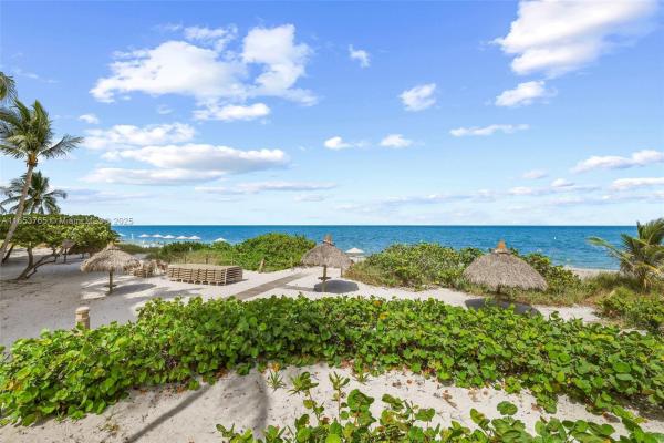 Towers Of Key Biscayne, 1121 Crandon Blvd #E802, Key Biscayne, Florida 33149, image 1