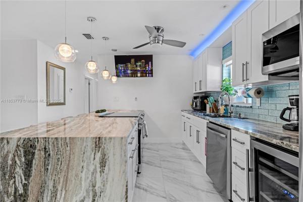 Lauderdale Park, 1730 NE 9th Ave, Fort Lauderdale, Florida 33305, image 1