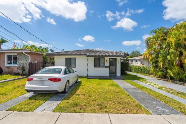Lyndale, 3064 SW 16th Ter, Miami, Florida 33145, image 3
