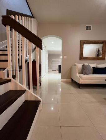 8830 W Flagler St #10, Fountainebleau, Florida 33174, image 3