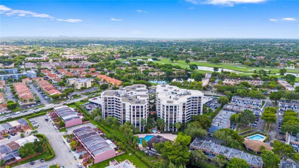 Towers Of Kendale Lakes, 13953 Kendale Lakes Cir #305B, Kendale Lakes, Florida 33183, image 3