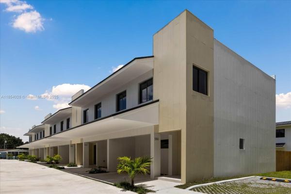550 NW 7th St, Florida City, Florida 33034, image 1