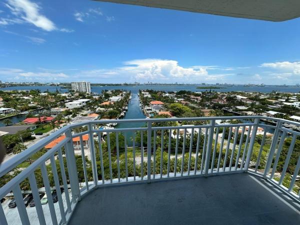 Bayview Towers South, 2100 Sans Souci Blvd #A1403, North Miami, Florida 33181, image 1
