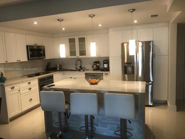 Oceanview A, 19390 Collins Ave #417, Sunny Isles Beach, Florida 33160, image 1