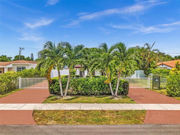 2041 NE 181st St, Miami, Florida 33162, image 1