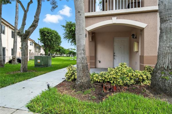 Venetia Gardens, 1270 SE 26th St #101, Homestead, Florida 33035, image 1