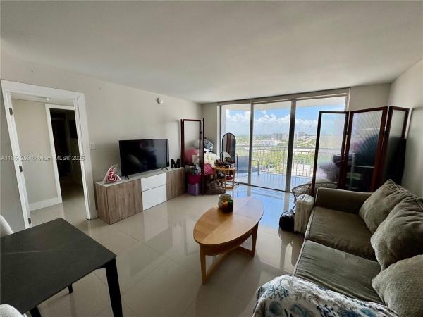 Del Prado, 18011 Biscayne Blvd 1802-1, Aventura, Florida 33160, image 1