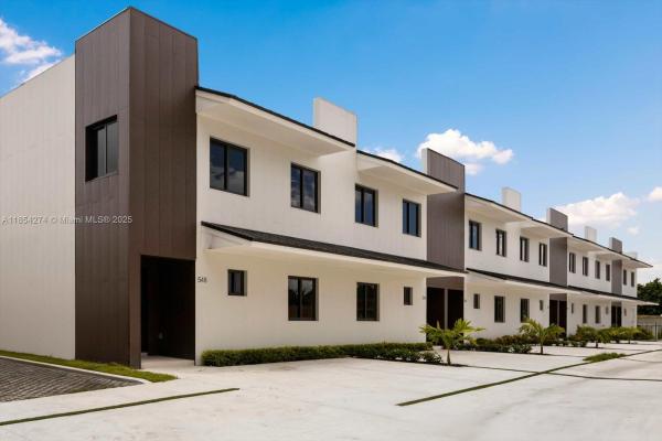542 NW 7th St 4, Florida City, Florida 33034, image 1