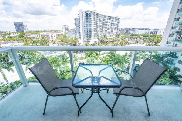 Tides On Hollywood Beach, 3901 Ocean Dr #9P, Hollywood, Florida 33019, image 1