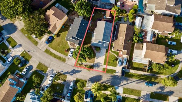 Deerwood, 12763 SW 146th Ln, Three Lakes, Florida 33186, image 2