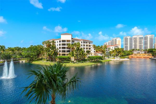 723 Crandon Blvd 305, Key Biscayne, Florida 33149, image 1