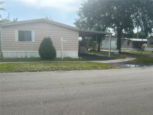 Heritage City, 730 NW 214th Ave, Pembroke Pines, Florida 33029, image 1