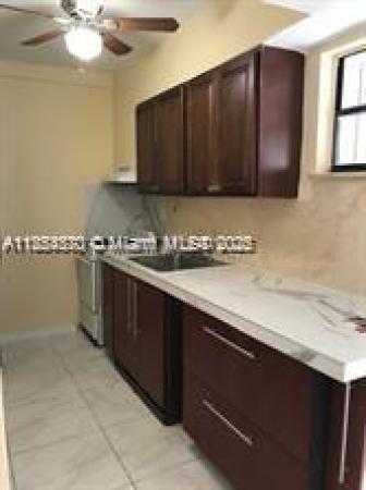 3121 NW 103rd St #3123, Unincorporated Dade County, Florida 33147, image 1