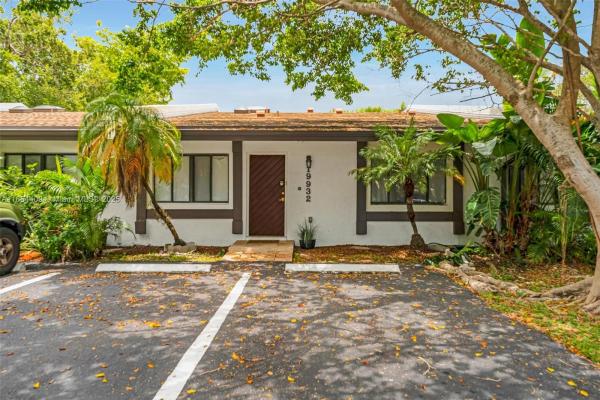 19932 NE 5th Ct #2H, Unincorporated Dade County, Florida 33179, image 1