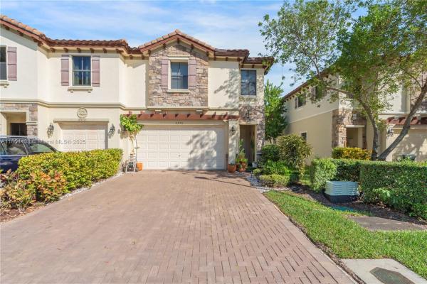 Ashton Parc, 6970 Broadland Way, Coconut Creek, Florida 33073, image 1