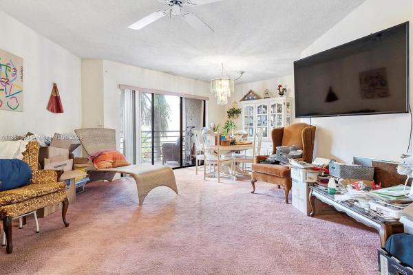 Plantation Club, 6855 W Broward Blvd #405, Plantation, Florida 33317, image 2