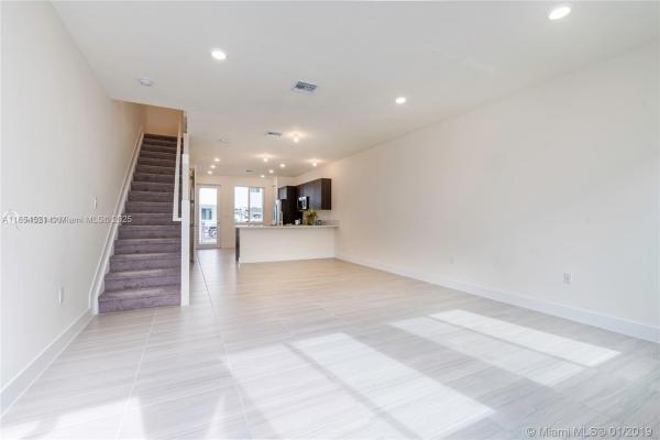 Landmark At Doral, 10226 NW 64th Ter #105, Doral, Florida 33178, image 2