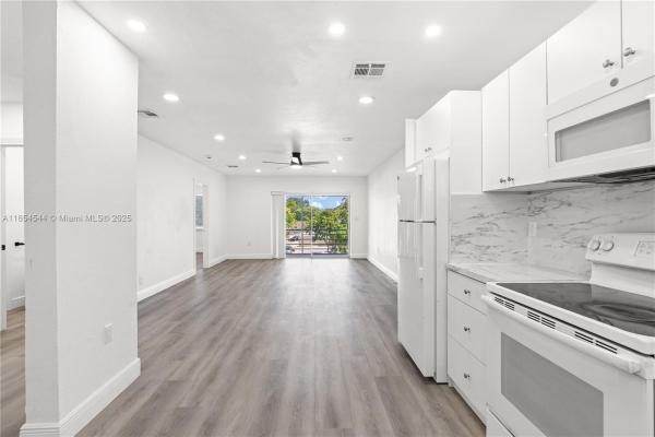 The Mooring Of PineCrest, 1400 NE 57th Ct #302, Fort Lauderdale, Florida 33334, image 1