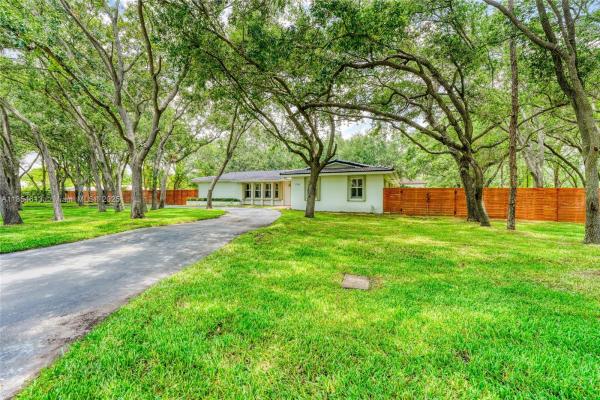 Suniland Estates, 7715 SW 122nd St, Pinecrest, Florida 33156, image 1