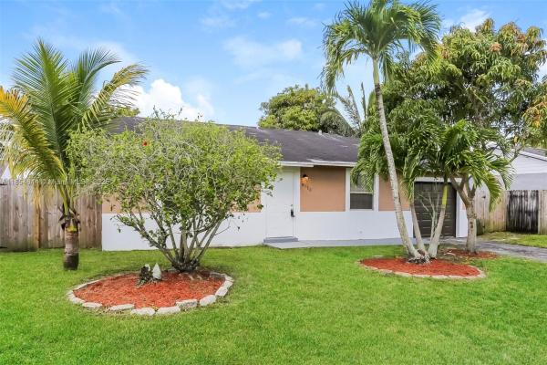 North Lauderdale Village, 8170 SW 6th Ct, North Lauderdale, Florida 33068, image 1