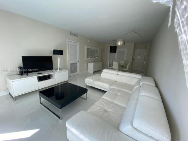 Sian Ocean Residences, 4001 S Ocean Dr #10F, Hollywood, Florida 33019, image 2