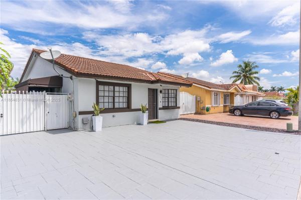 Maria Luisa Estates, 9035 NW 117th St 0, Hialeah Gardens, Florida 33018, image 1