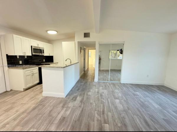 Broward Manor, 3245 NW 3rd St, Lauderhill, Florida 33311, image 2