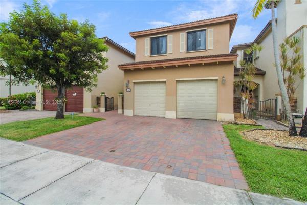 Trellis At Isles Of Bayshore, 8880 SW 229th St, Cutler Bay, Florida 33190, image 1