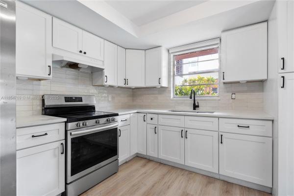 Eldorado Plaza West, 180 NE 12th Ave #10A, Hallandale Beach, Florida 33009, image 1