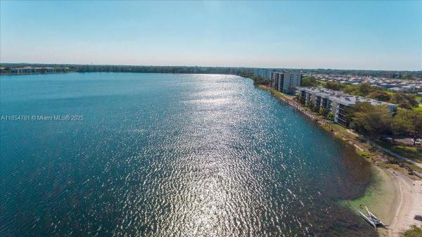Lake Emerald, 110 Lake Emerald Dr #403, Oakland Park, Florida 33309, image 1