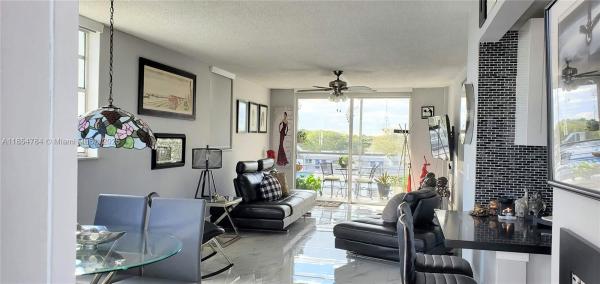 14165 SW 87th St #D501, Unincorporated Dade County, Florida 33183, image 1